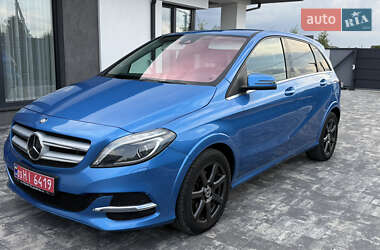 Хэтчбек Mercedes-Benz B-Class 2015 в 
