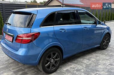 Хэтчбек Mercedes-Benz B-Class 2015 в 