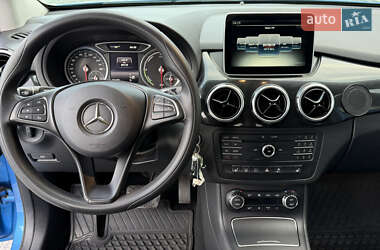 Хэтчбек Mercedes-Benz B-Class 2015 в 