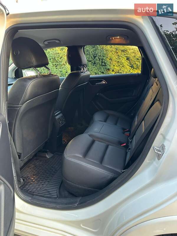 Хэтчбек Mercedes-Benz B-Class 2017 в Луцке