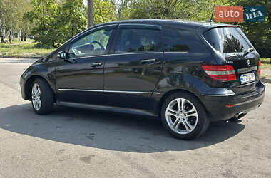 Хэтчбек Mercedes-Benz B-Class 2005 в 