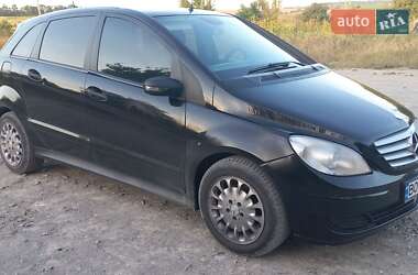 Хэтчбек Mercedes-Benz B-Class 2008 в 