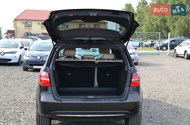 Хэтчбек Mercedes-Benz B-Class 2015 в 