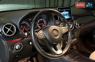Хэтчбек Mercedes-Benz B-Class 2015 в 