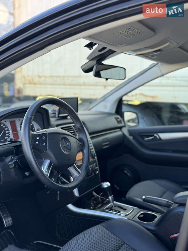 Хэтчбек Mercedes-Benz B-Class 2010 в Киеве