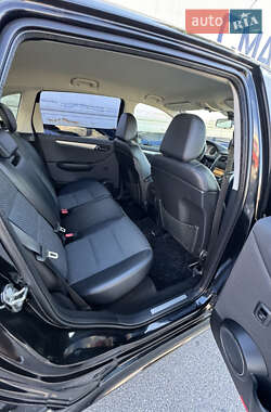 Хэтчбек Mercedes-Benz B-Class 2010 в 