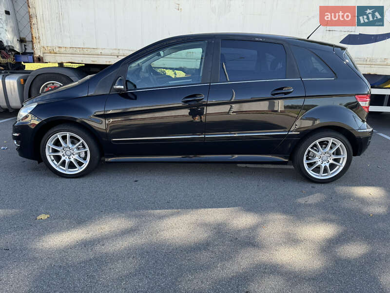 Хэтчбек Mercedes-Benz B-Class 2010 в Киеве