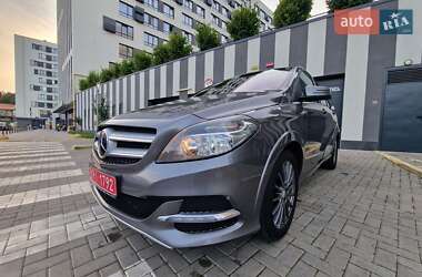 Хэтчбек Mercedes-Benz B-Class 2015 в 
