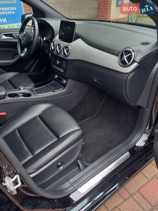 Хэтчбек Mercedes-Benz B-Class 2017 в Ивано-Франковске фото 20 Хэтчбек Mercedes-Benz B-Class 2017 в Ивано-Франковске