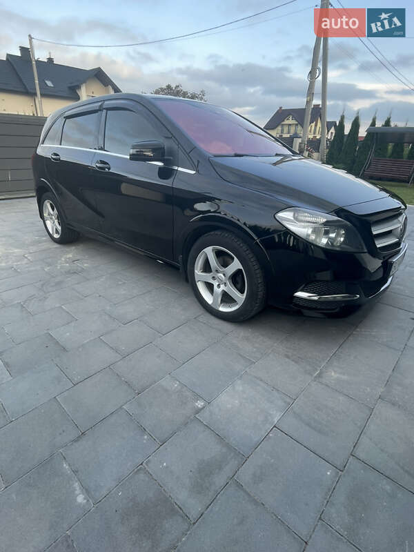 Хэтчбек Mercedes-Benz B-Class 2015 в Яворове