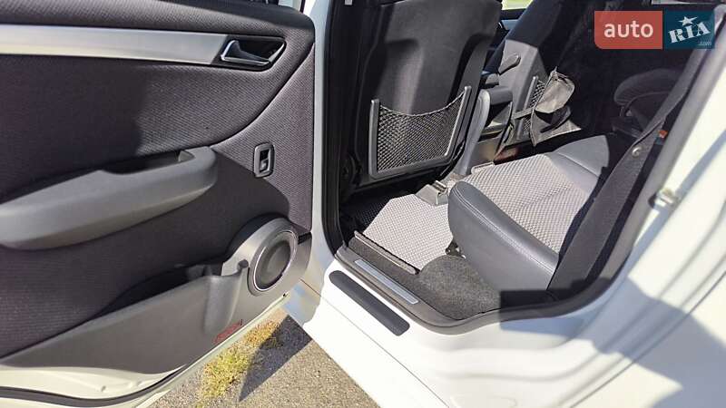 Хетчбек Mercedes-Benz B-Class 2010 в Покрові