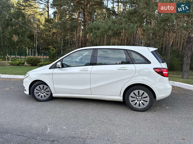 Хэтчбек Mercedes-Benz B-Class 2015 в Киеве фото 9 Хэтчбек Mercedes-Benz B-Class 2015 в Киеве