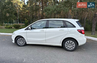 Хетчбек Mercedes-Benz B-Class 2015 в 