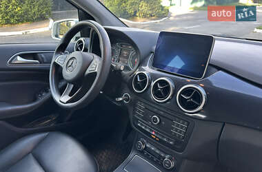Хетчбек Mercedes-Benz B-Class 2015 в 
