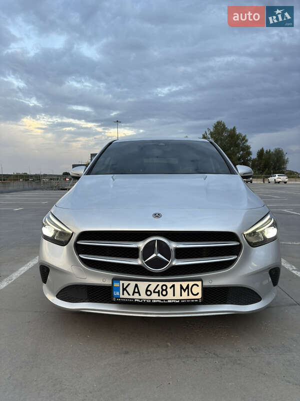 Хэтчбек Mercedes-Benz B-Class 2019 в Киеве