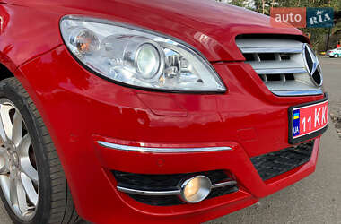 Хетчбек Mercedes-Benz B-Class 2010 в 