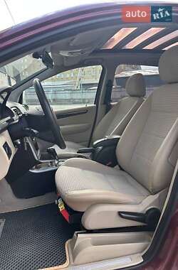 Хэтчбек Mercedes-Benz B-Class 2006 в 
