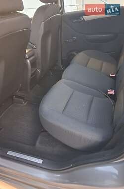 Хэтчбек Mercedes-Benz B-Class 2006 в 
