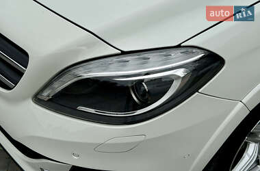 Хэтчбек Mercedes-Benz B-Class 2016 в 