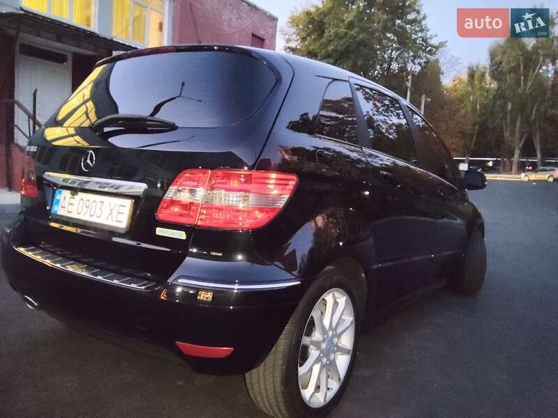 Хэтчбек Mercedes-Benz B-Class 2010 в Днепре