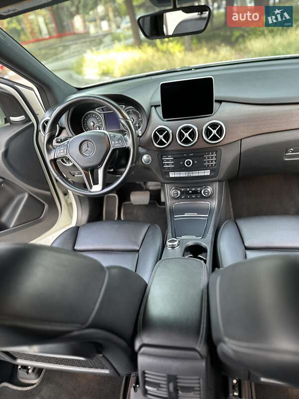 Хэтчбек Mercedes-Benz B-Class 2016 в Днепре