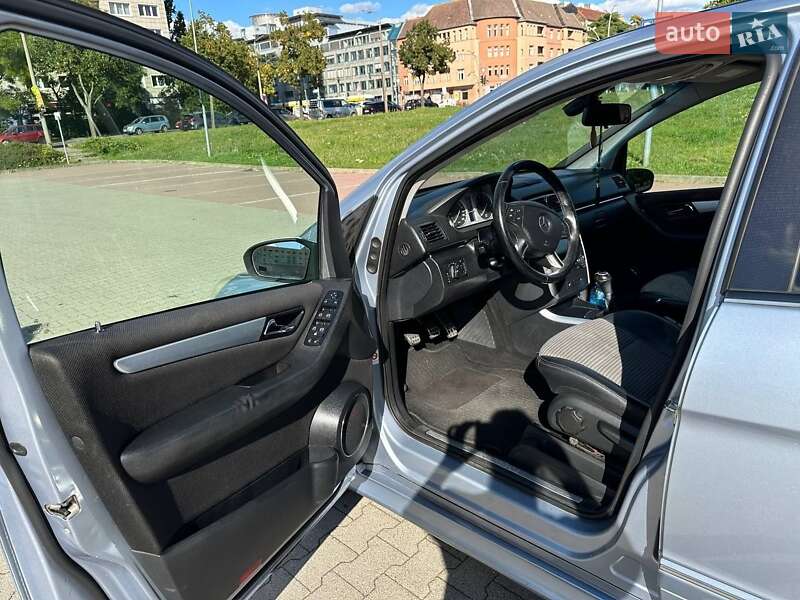 Хэтчбек Mercedes-Benz B-Class 2006 в Черновцах