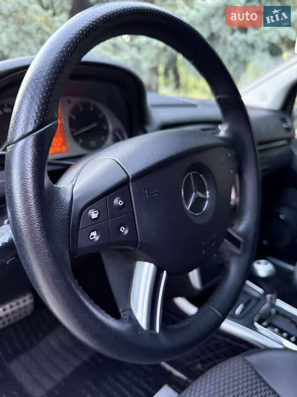 Хэтчбек Mercedes-Benz B-Class 2010 в Одессе фото 55 Хэтчбек Mercedes-Benz B-Class 2010 в Одессе