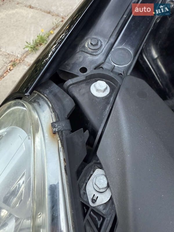 Хэтчбек Mercedes-Benz B-Class 2010 в Одессе фото 92 Хэтчбек Mercedes-Benz B-Class 2010 в Одессе