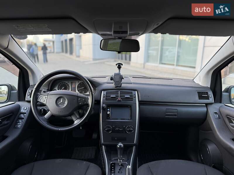 Хэтчбек Mercedes-Benz B-Class 2011 в Киеве