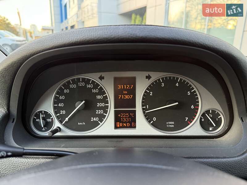 Хэтчбек Mercedes-Benz B-Class 2011 в Киеве