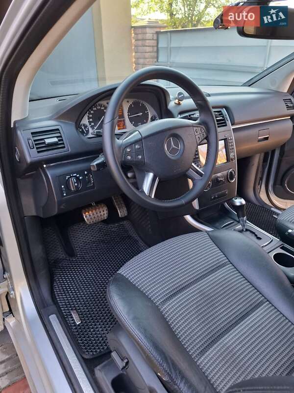 Хэтчбек Mercedes-Benz B-Class 2010 в Вапнярке