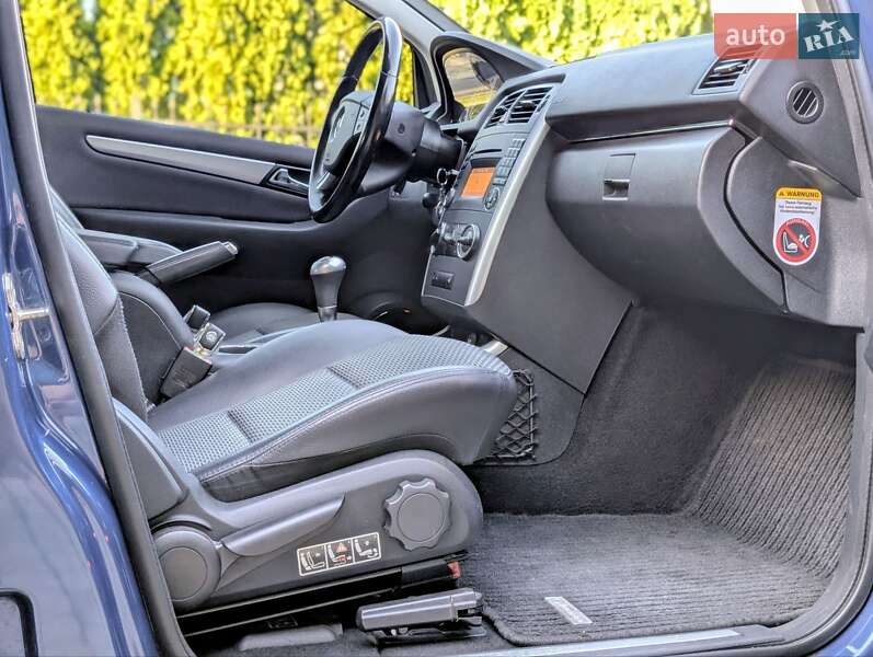 Хэтчбек Mercedes-Benz B-Class 2010 в Львове