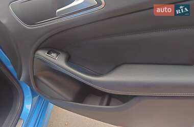 Хэтчбек Mercedes-Benz B-Class 2015 в 