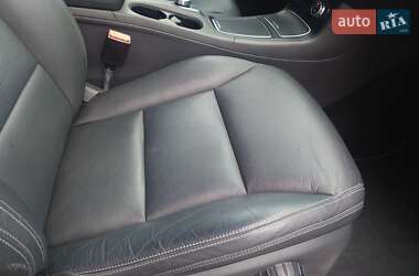 Хэтчбек Mercedes-Benz B-Class 2015 в 
