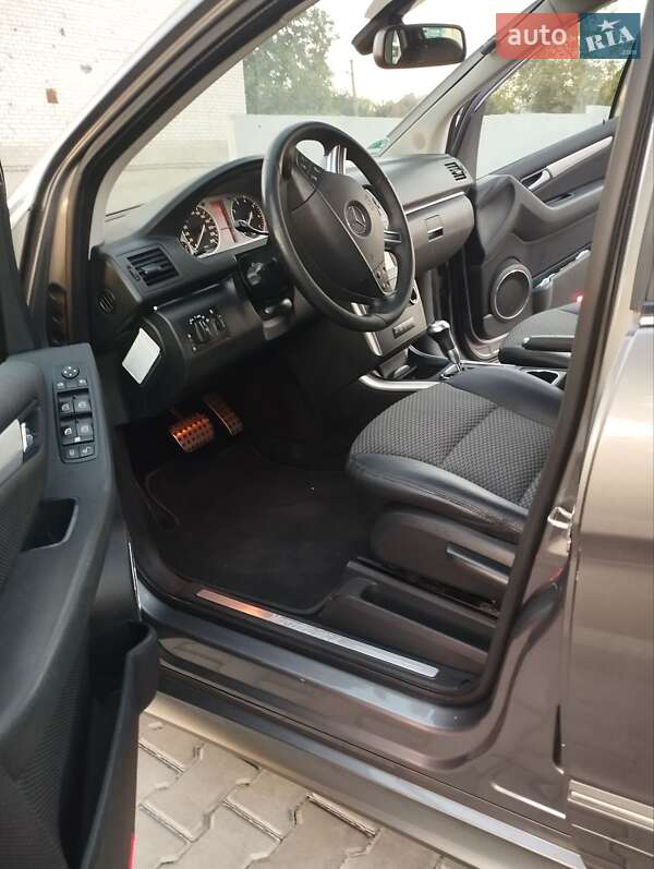 Хетчбек Mercedes-Benz B-Class 2010 в Миколаєві