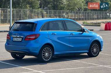 Хэтчбек Mercedes-Benz B-Class 2015 в 
