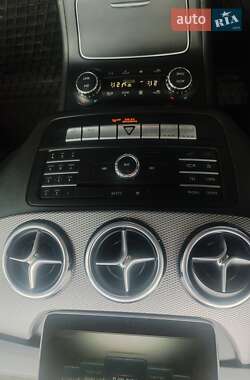 Хетчбек Mercedes-Benz B-Class 2015 в 