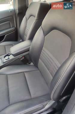 Хетчбек Mercedes-Benz B-Class 2015 в 