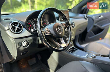 Хэтчбек Mercedes-Benz B-Class 2015 в 