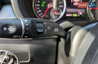 Хэтчбек Mercedes-Benz B-Class 2015 в 