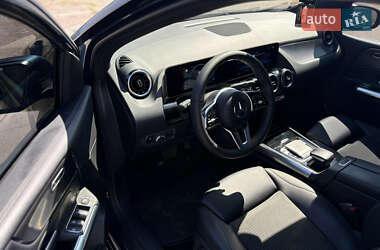 Хэтчбек Mercedes-Benz B-Class 2019 в 