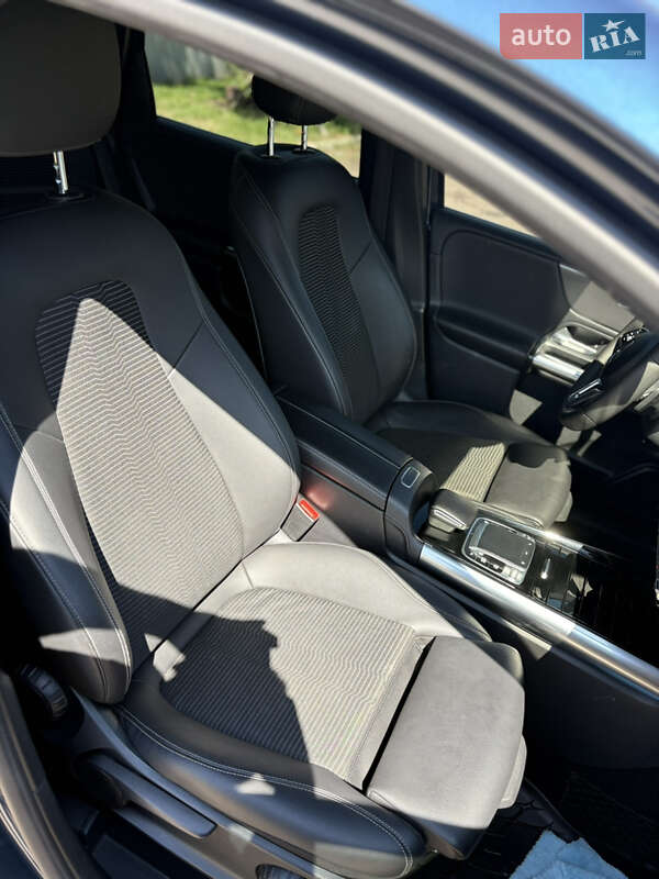 Хэтчбек Mercedes-Benz B-Class 2019 в Житомире
