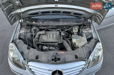 Хэтчбек Mercedes-Benz B-Class 2005 в 