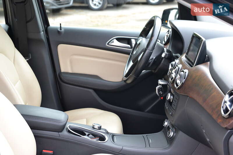Хэтчбек Mercedes-Benz B-Class 2015 в Луцке