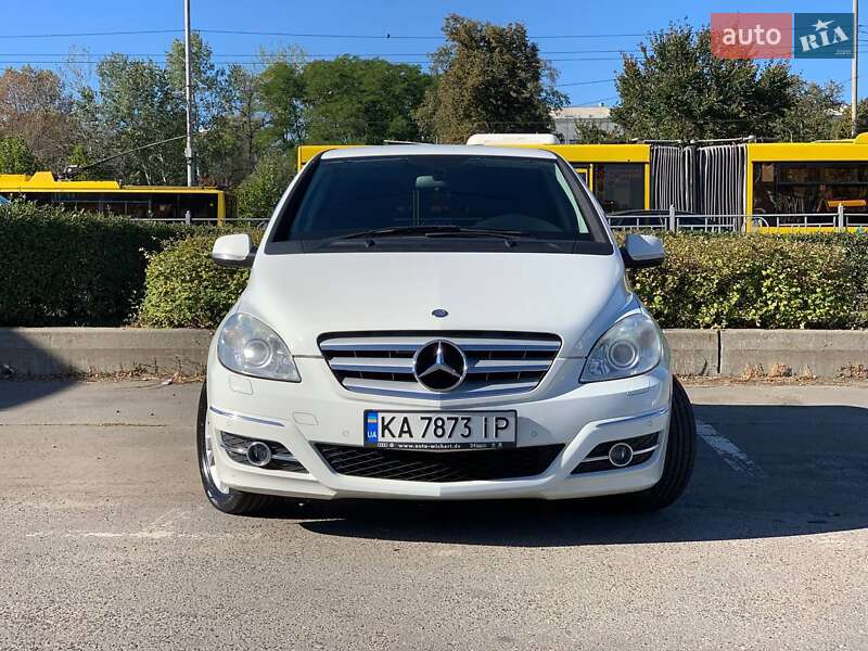 Хэтчбек Mercedes-Benz B-Class 2010 в Киеве