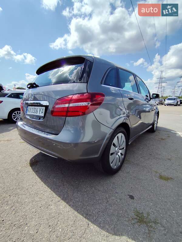 Хэтчбек Mercedes-Benz B-Class 2016 в Харькове фото 7 Хэтчбек Mercedes-Benz B-Class 2016 в Харькове