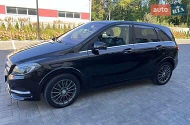 Хэтчбек Mercedes-Benz B-Class 2015 в 