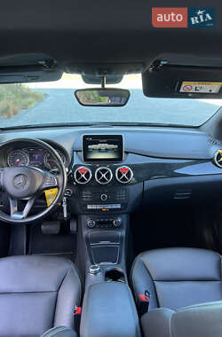 Хэтчбек Mercedes-Benz B-Class 2015 в 