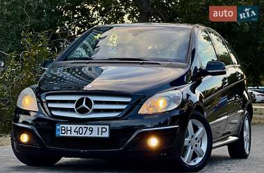 Хэтчбек Mercedes-Benz B-Class 2008 в 