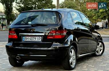 Хэтчбек Mercedes-Benz B-Class 2008 в 